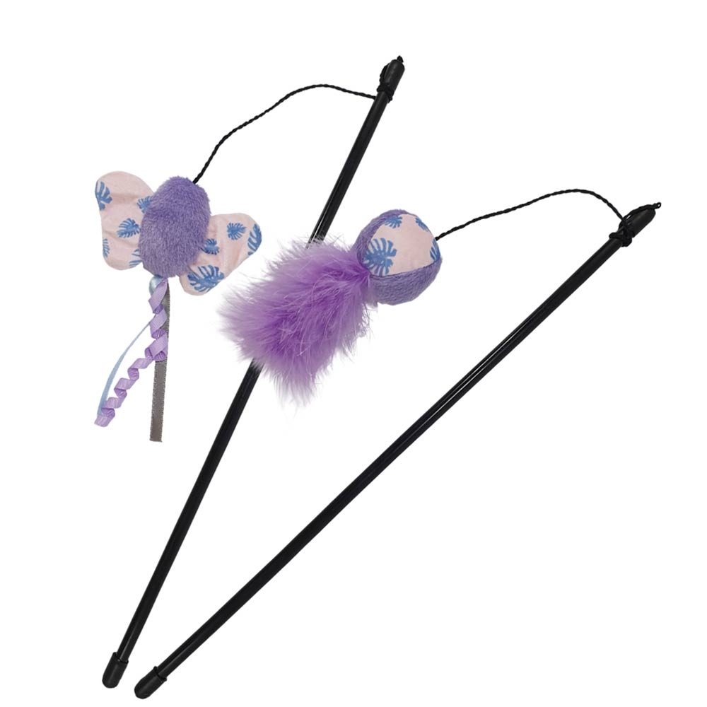 Angel mit Spielzeug farblich sortiert