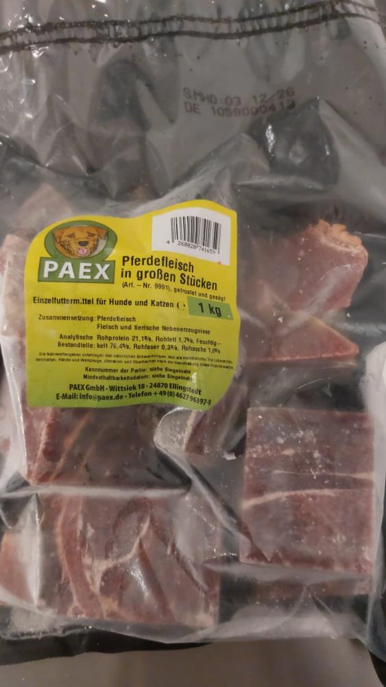 Pferdefleisch in großen Stücken 1,0 kg Pferdefleisch in großen Stücken 1,0 kg